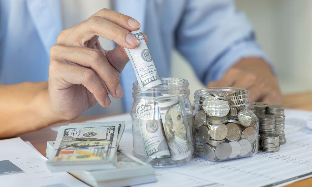 O-Melhor-Investimento-para-Quem-Ganha-Pouco-3-1 O Melhor Investimento para Quem Ganha Pouco: Dicas Práticas e Eficientes